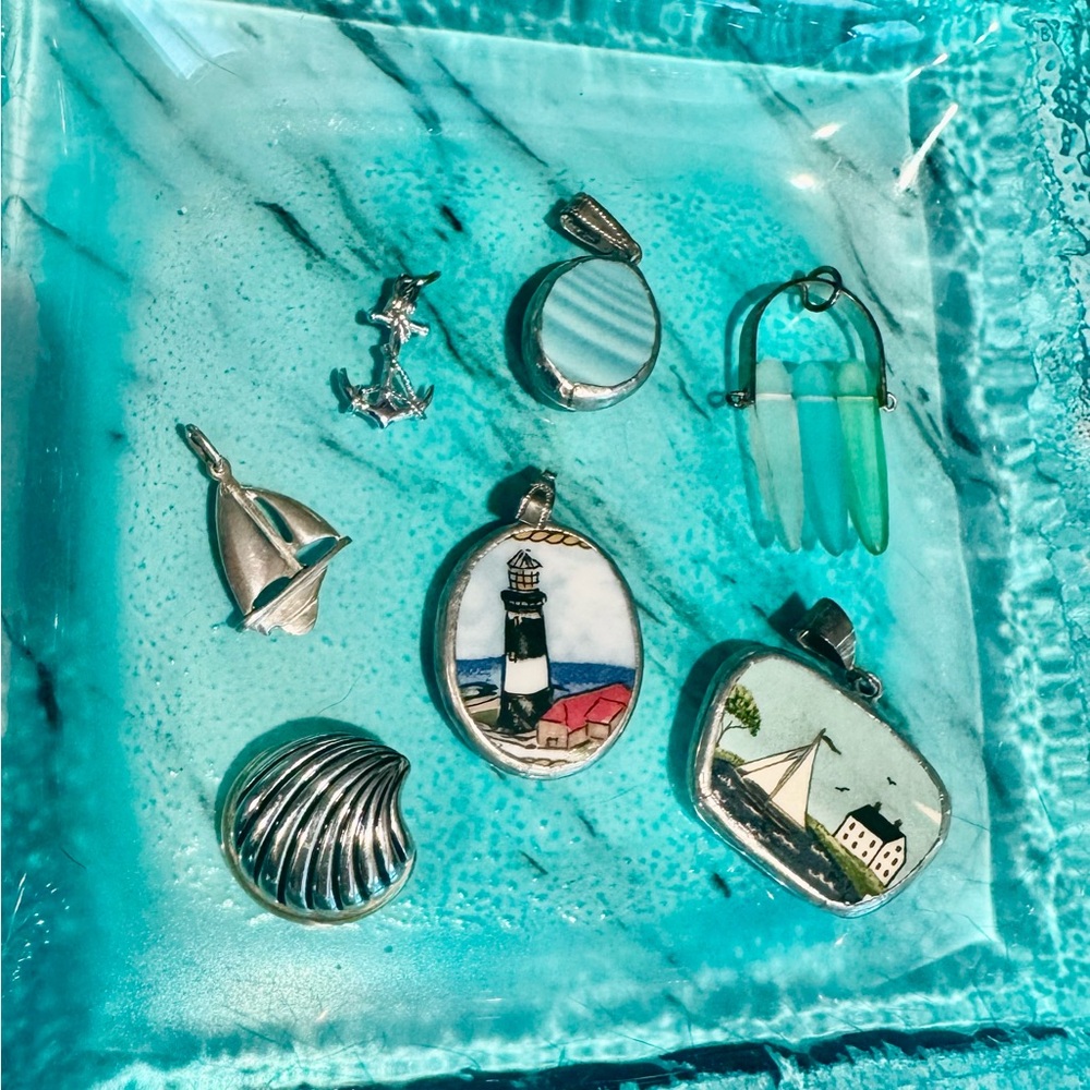 Silver and Green Nautical Pendant Set